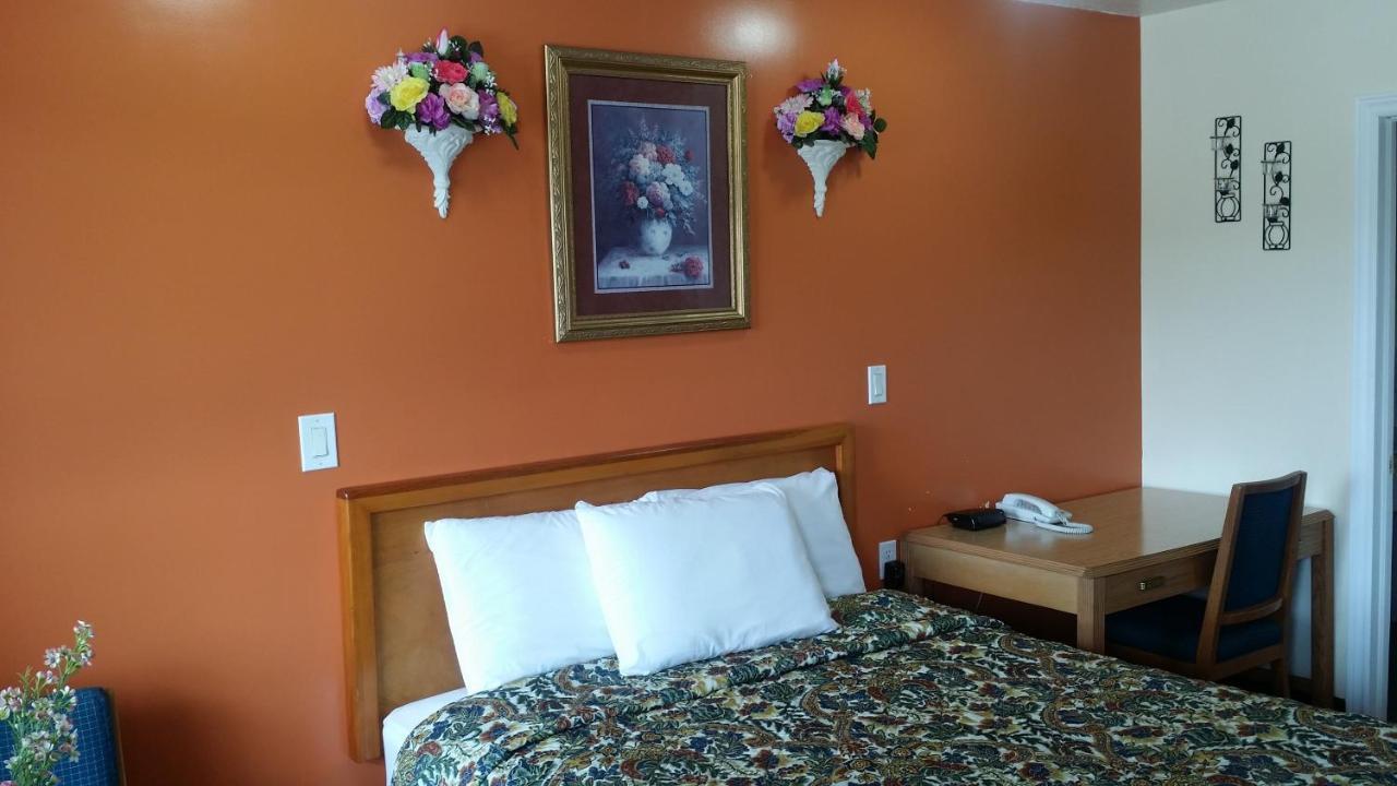 River Mist Inn Sturgeon Falls Eksteriør billede