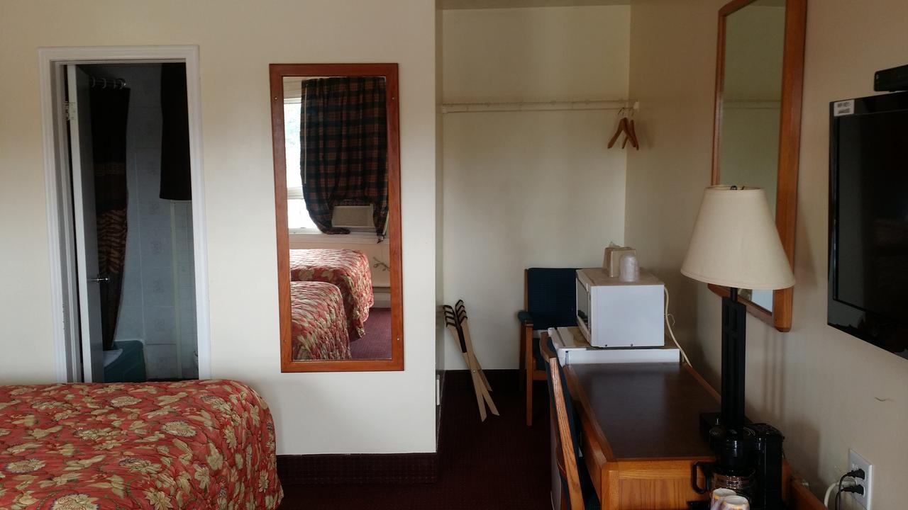 River Mist Inn Sturgeon Falls Eksteriør billede