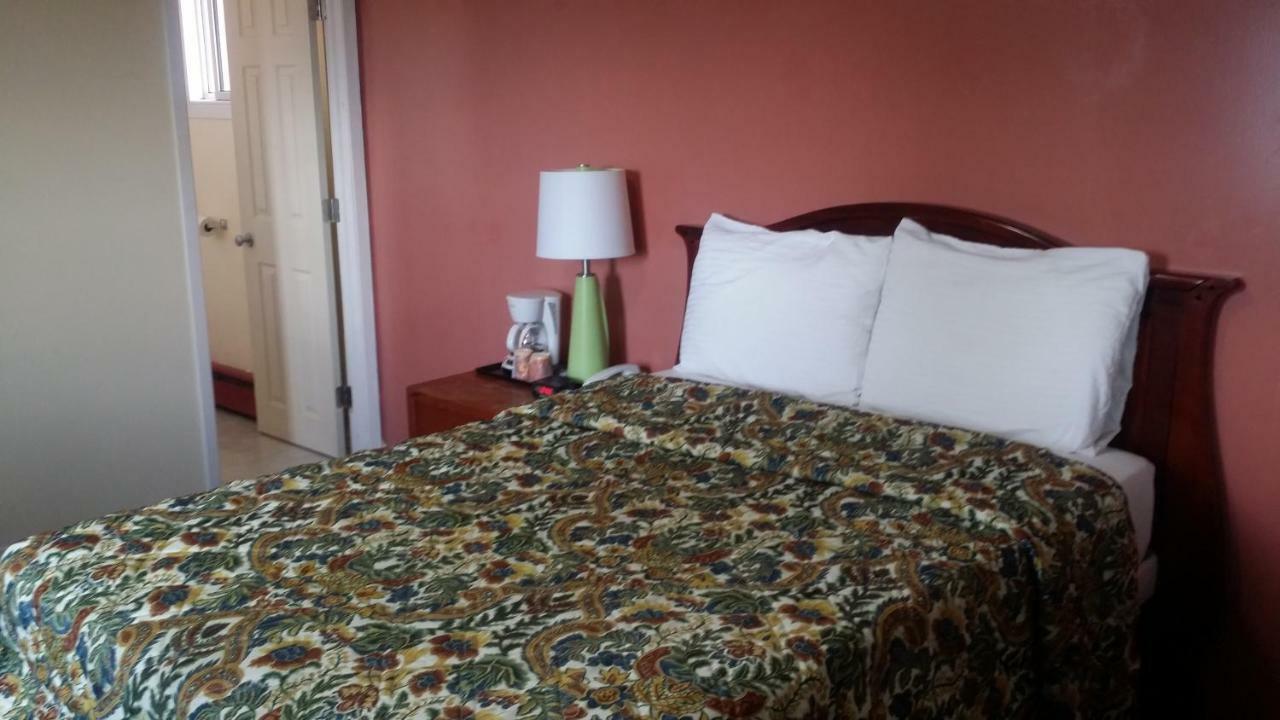 River Mist Inn Sturgeon Falls Eksteriør billede
