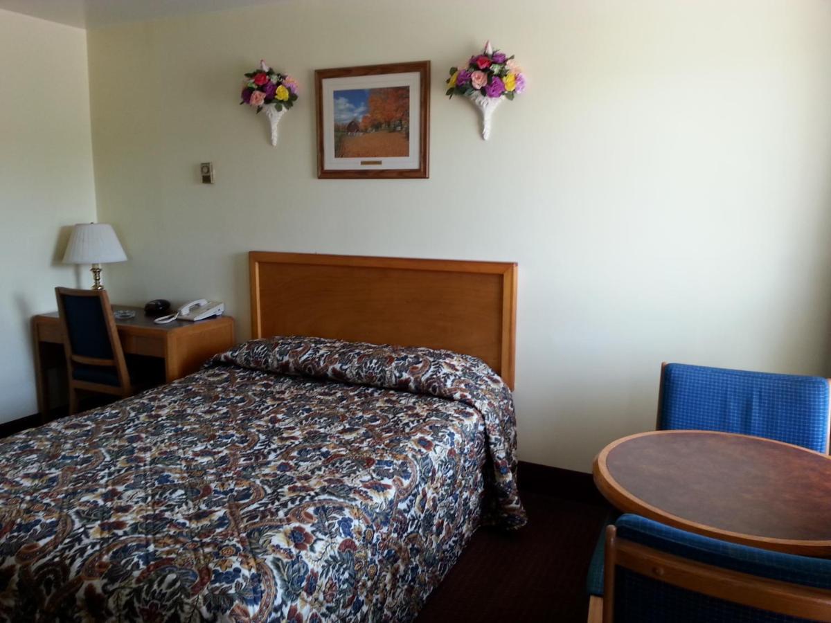 River Mist Inn Sturgeon Falls Eksteriør billede